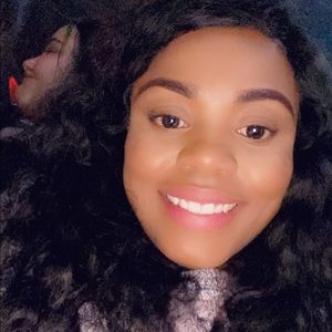 Meet your Posher, Renee